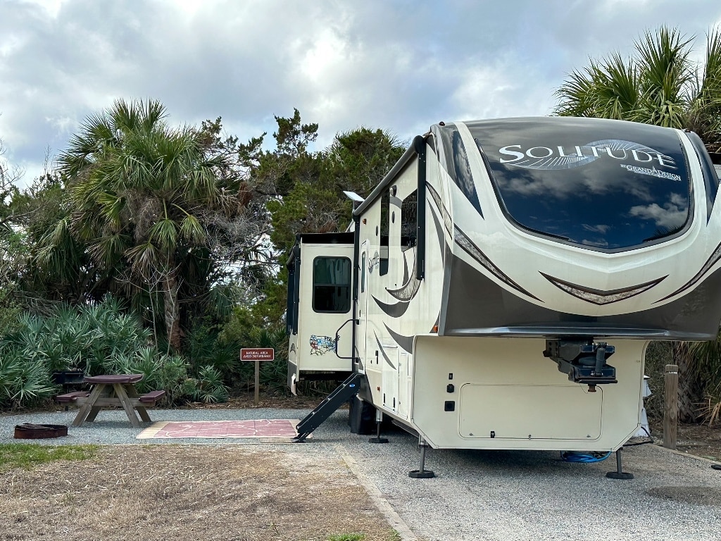 RV Camping In A State Park - Cheap RV Living