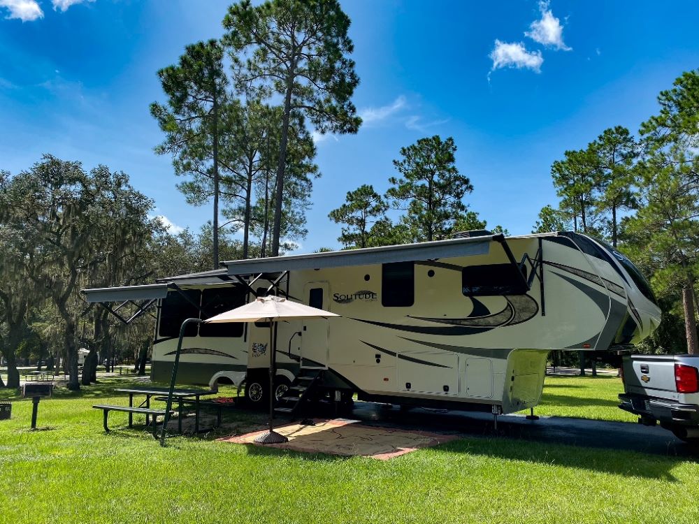 RV camping in Ocala National Forest - RV lifestyle